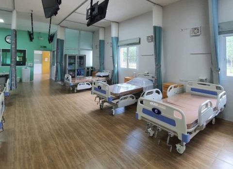 ศูนย์ดูแลผู้สูงอายุ